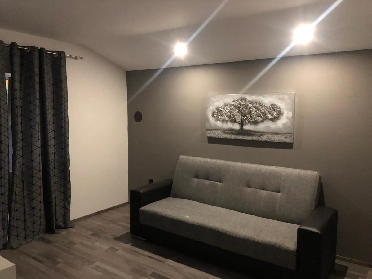 Apartmani Bm 비오그라드나모루 외부 사진