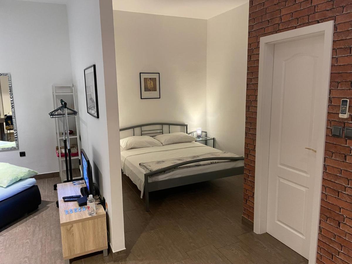 Apartmani Bm 비오그라드나모루 외부 사진