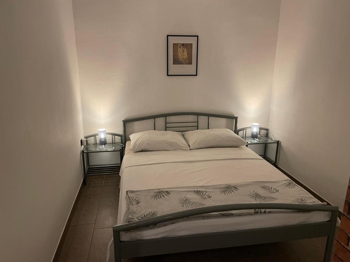 Apartmani Bm 비오그라드나모루 외부 사진